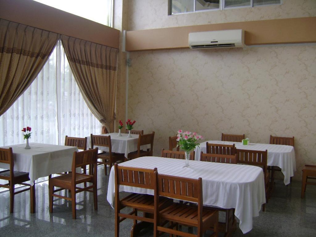 Royal Boss Hotel Yangon Esterno foto