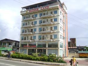 Royal Boss Hotel Yangon Esterno foto